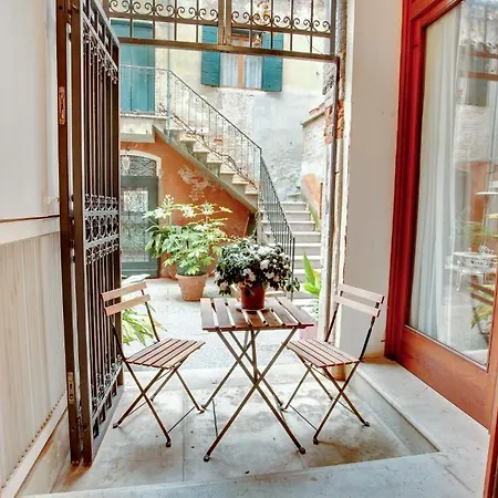 Ca' Cortigiane By Ca Cortigiane *